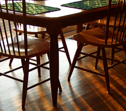 wood kitchen table and chairs